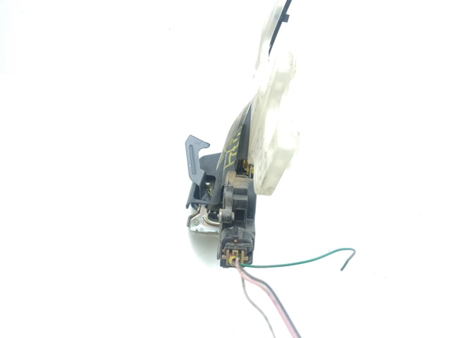 814202E000 HYUNDAI Cerradura de la puerta trasera derecha  comprar en Oviedo