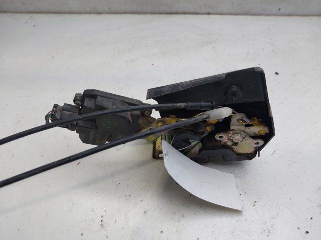 814202E000 HYUNDAI Cerradura de la puerta trasera derecha  comprar en Jaén