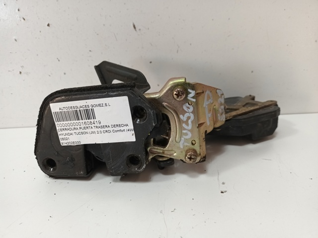 814202E000 HYUNDAI Cerradura de la puerta trasera derecha comprar Alcalá