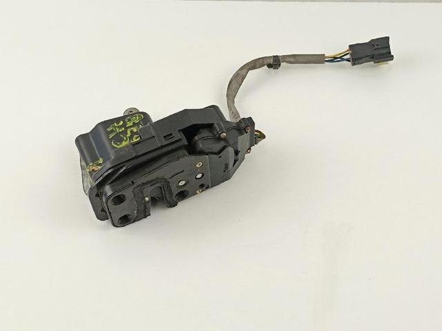 Cerradura de puerta trasera derecha 814202F010 Hyundai/Kia