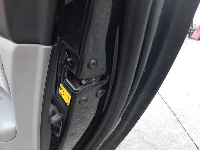 Cerradura de puerta trasera derecha 814202G010 Hyundai/Kia