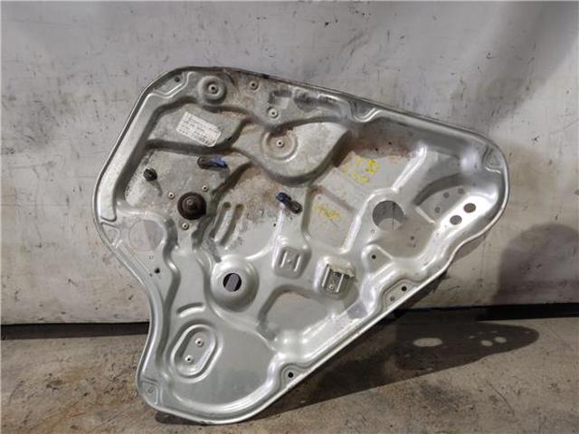 HYUNDAI 814202L000 Cerradura de la puerta trasera derecha  en stock Valencia