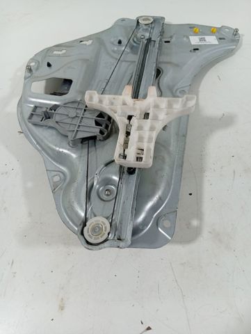 814202Y010 Cerradura de la puerta trasera derecha  en stock Granada