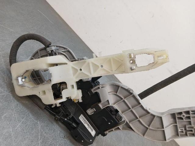 814203U000 Cerradura de la puerta trasera derecha  comprar en Reus