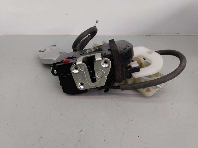 HYUNDAI 814203U000 Cerradura de la puerta trasera derecha comprar Barcelona
