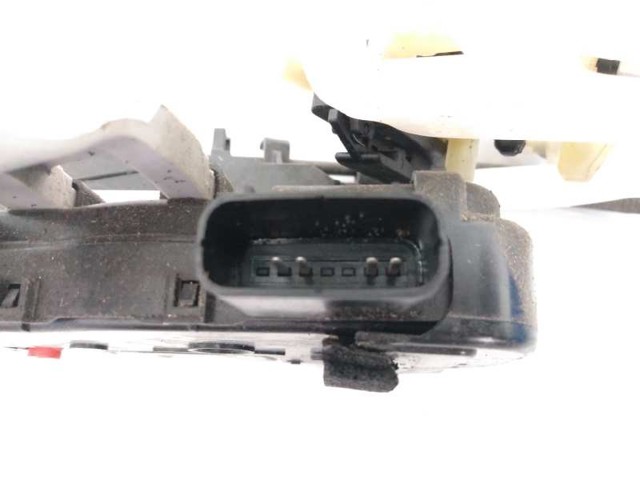 HYUNDAI 814203U000 Cerradura de la puerta trasera derecha  comprar en Murcia