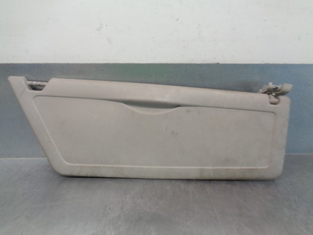 8143XG PEUGEOT Visera parasol  comprar en Jaén