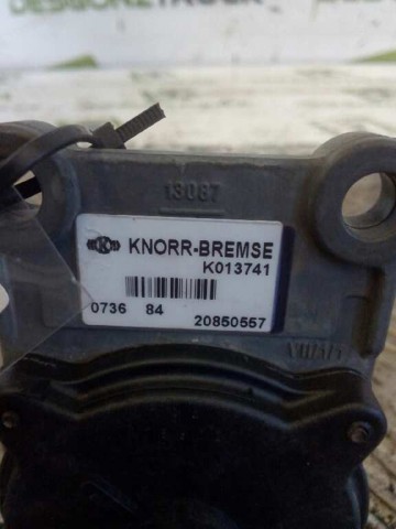 Sensor de nivel de carrocería trasero 8144352 VOLVO