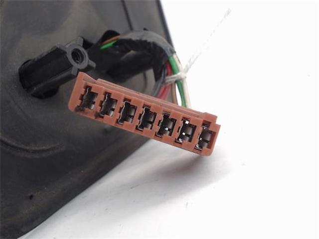 8149G3 Espejo retrovisor derecho  disponible Utrera