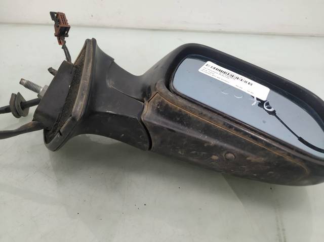 8149VA Espejo retrovisor derecho  disponible Utrera