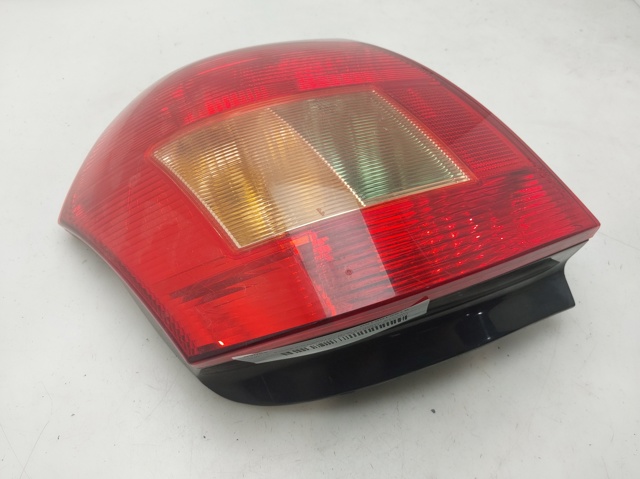 TOYOTA 8155102150 Piloto trasero derecho comprar Barcelona