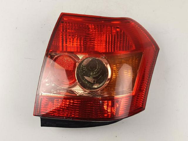 8155102300 TOYOTA Piloto trasero derecho  comprar en Jaén