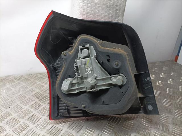 TOYOTA 8155102300 Piloto trasero derecho comprar Barcelona