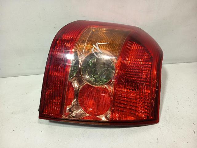 TOYOTA 8155102300 Piloto trasero derecho  en stock Valencia