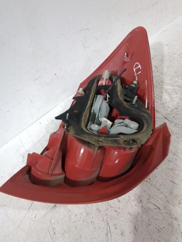 8155102380 TOYOTA Piloto trasero derecho  comprar en Jaén