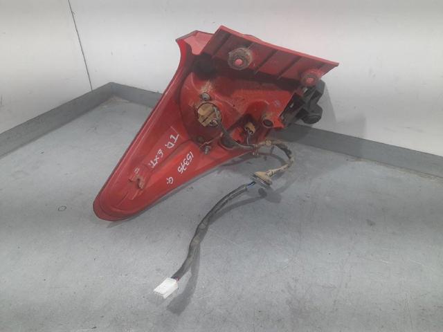8155102740 TOYOTA Piloto trasero exterior derecho  en stock Huelva
