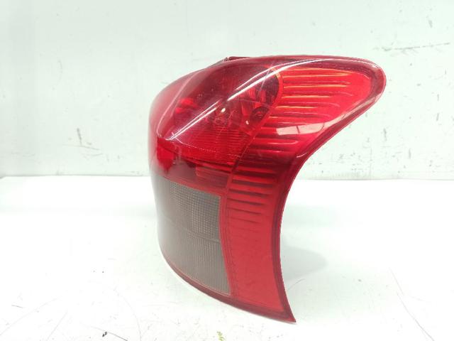 815510D110 TOYOTA Piloto trasero derecho  comprar en Lleida