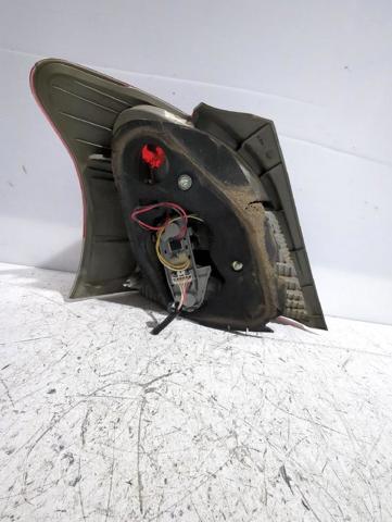 TOYOTA 815510D110 Piloto trasero derecho comprar Barcelona