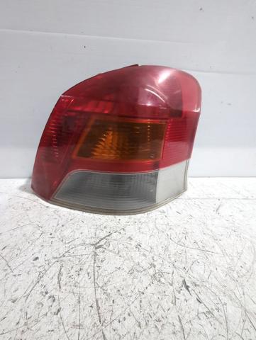 815510D110 TOYOTA Piloto trasero derecho  en stock Huelva