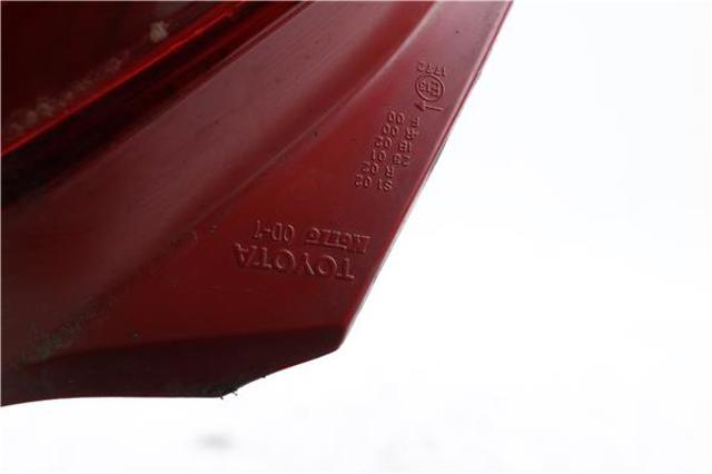 815510D110 TOYOTA Piloto trasero derecho  comprar en Jaén