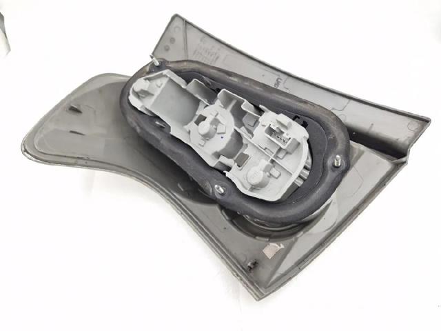 TOYOTA 815510F020 Piloto trasero derecho  en stock Salamanca