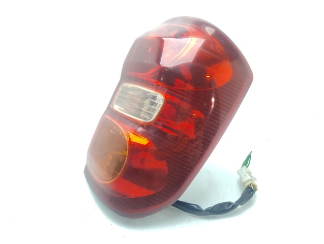 8155142060 Piloto trasero derecho  en stock Granada