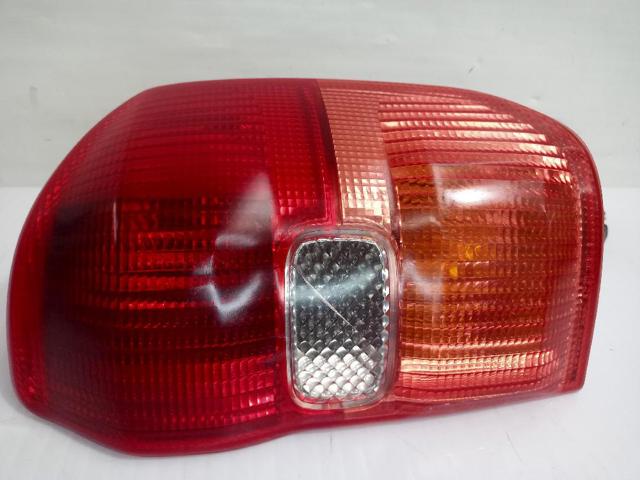TOYOTA 8155142060 Piloto trasero derecho  comprar en Murcia
