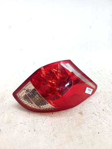 TOYOTA 8155142090 Piloto trasero derecho  disponible Lugo
