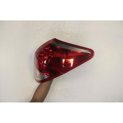 8155142090 TOYOTA Piloto trasero derecho  disponible Alicante
