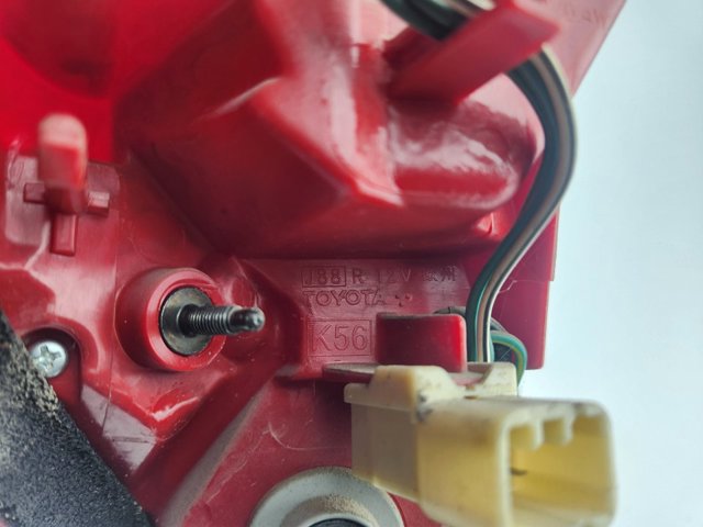 8155142091 Piloto trasero derecho  en stock Sabadell