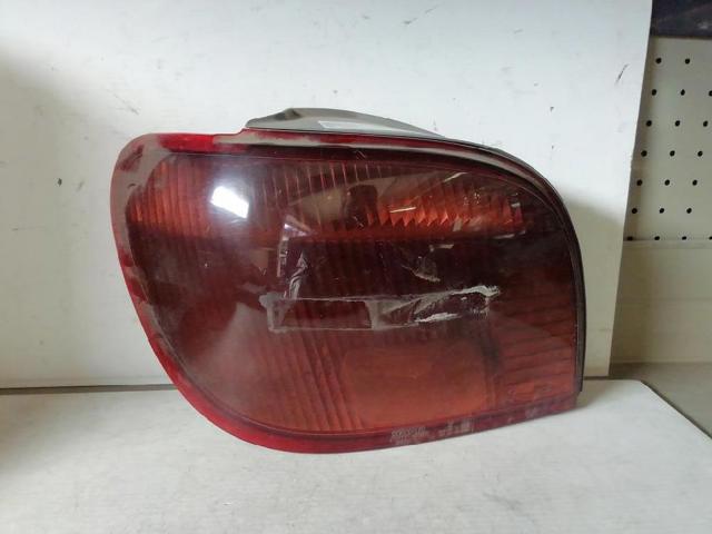 Piloto trasero izquierdo 8156052320 TOYOTA