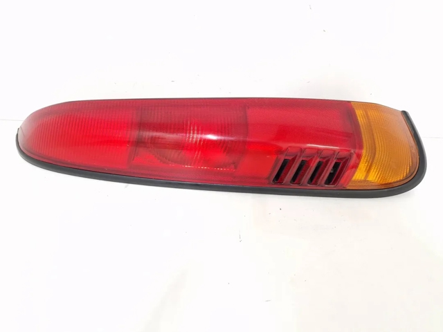 Comprar Piloto trasero izquierdo Daihatsu Terios  J100, J102, J122 a bajo precio