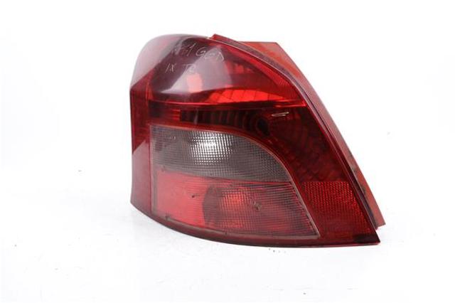 815610D110 Piloto trasero izquierdo comprar Sevilla