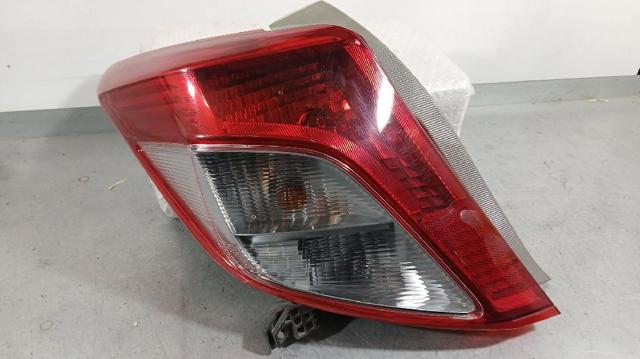 815610D370 Toyota