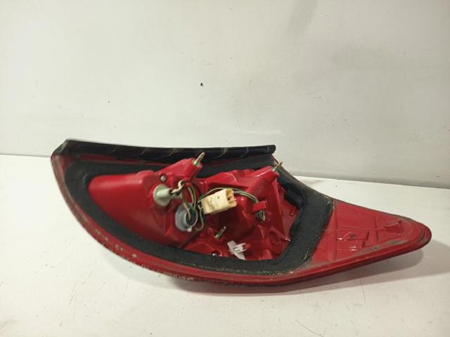 8156142090 TOYOTA Piloto trasero izquierdo  disponible Alicante