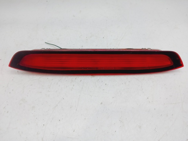 Tercera luz de freno para Toyota Avensis LCM