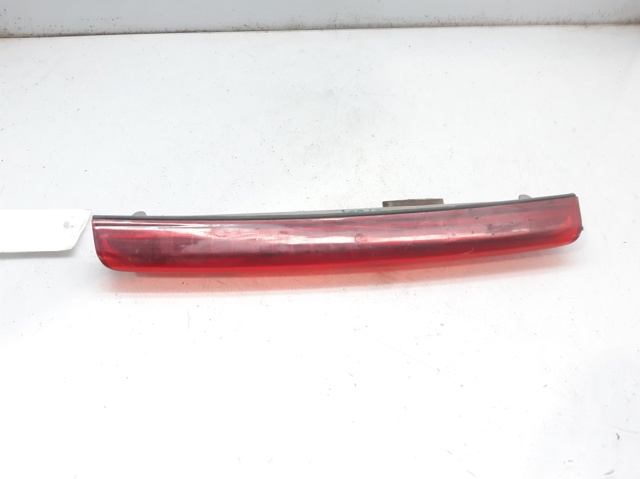 Comprar Luz de freno trasera adicional Toyota Avensis  T25 a bajo precio