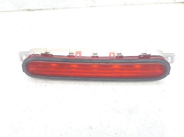 Luz de freno adicional Toyota Corolla  (R10)