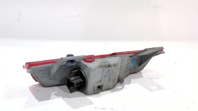 TOYOTA 8157049015 Tercera luz de freno  en stock Valencia