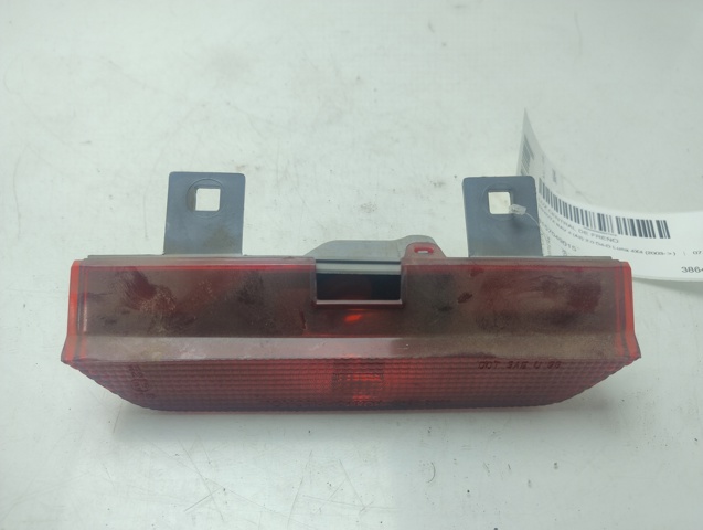 Tercera luz de freno para Toyota RAV4 XA2