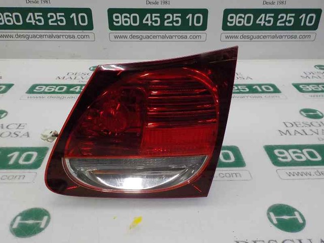Piloto posterior interior derecho 8158130330 Toyota