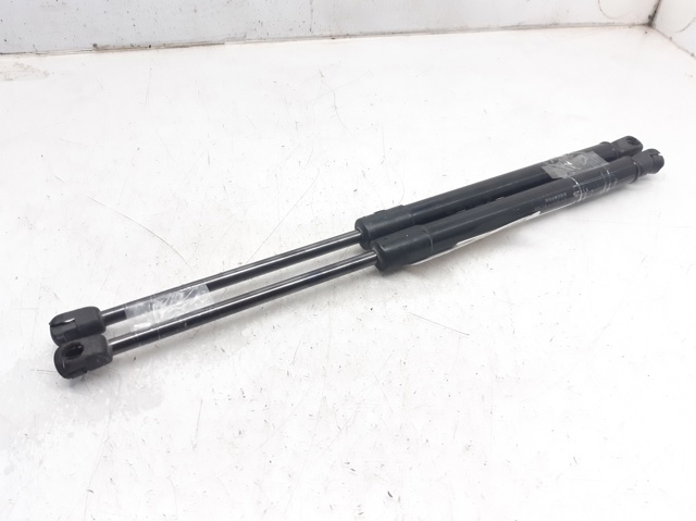 817702B001 HYUNDAI Amortiguador maletero comprar Madrid