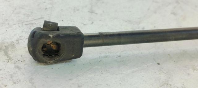 81770A6000 Amortiguador de la tapa del maletero  disponible Utrera