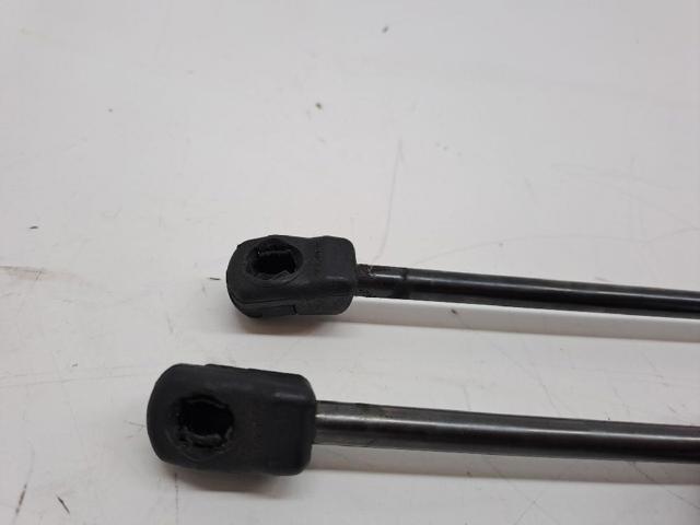 81770D7001 Amortiguador maletero  en stock Sabadell