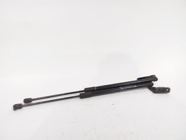 81770F1000 Amortiguador de la tapa del maletero  disponible Málaga