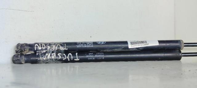 HYUNDAI 817712E000 Amortiguador de la tapa del maletero  disponible Valladolid