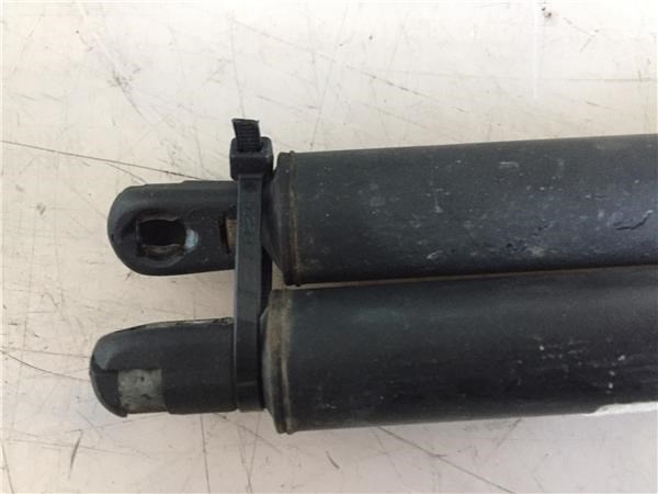 HYUNDAI 817713A001 Amortiguador de la tapa del maletero  disponible Lugo