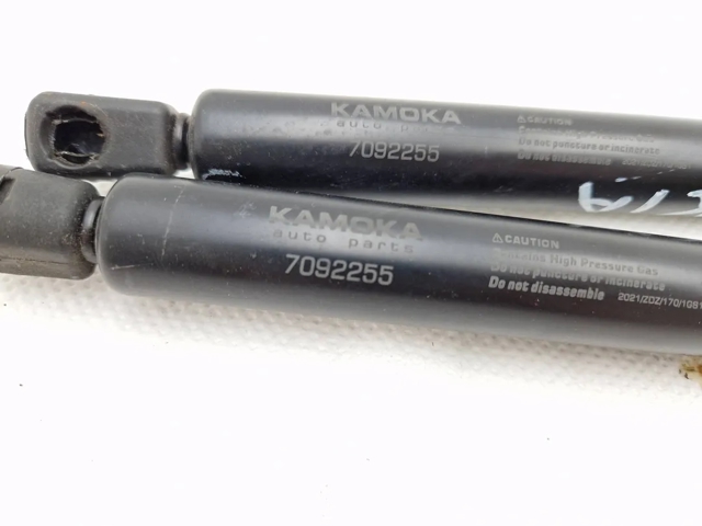 817801D010 HYUNDAI Amortiguador de la tapa del maletero  comprar en Jaén