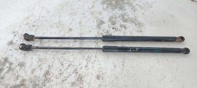 HYUNDAI 81780A6000 Amortiguador de la tapa del maletero  disponible Lugo