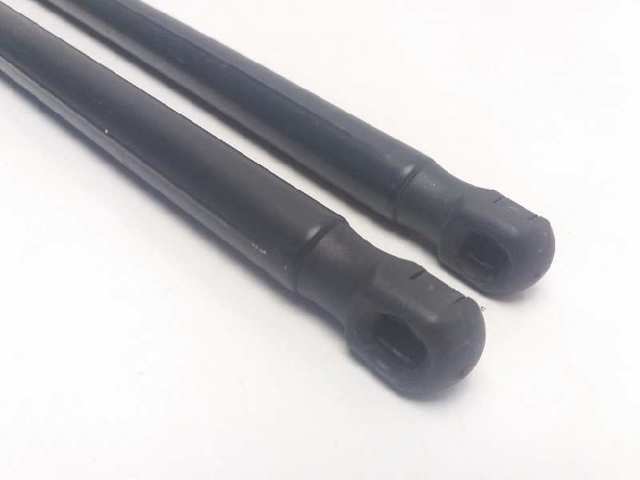 8180162811 SUZUKI Amortiguador maletero  en stock Huelva